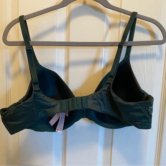 Victoria’s Secret 38C Underwire Bra - Picture 4 of 5